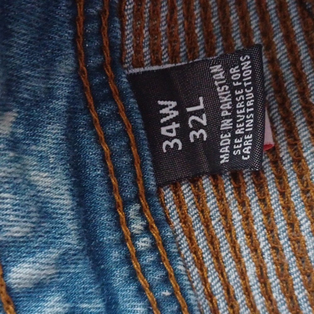 Focus Jeans - Picture 10 of 16